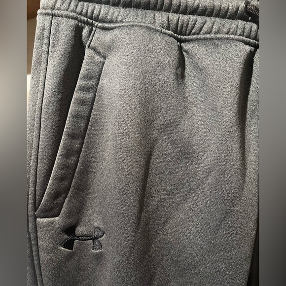 Under armor joggers - Picture 4 of 5